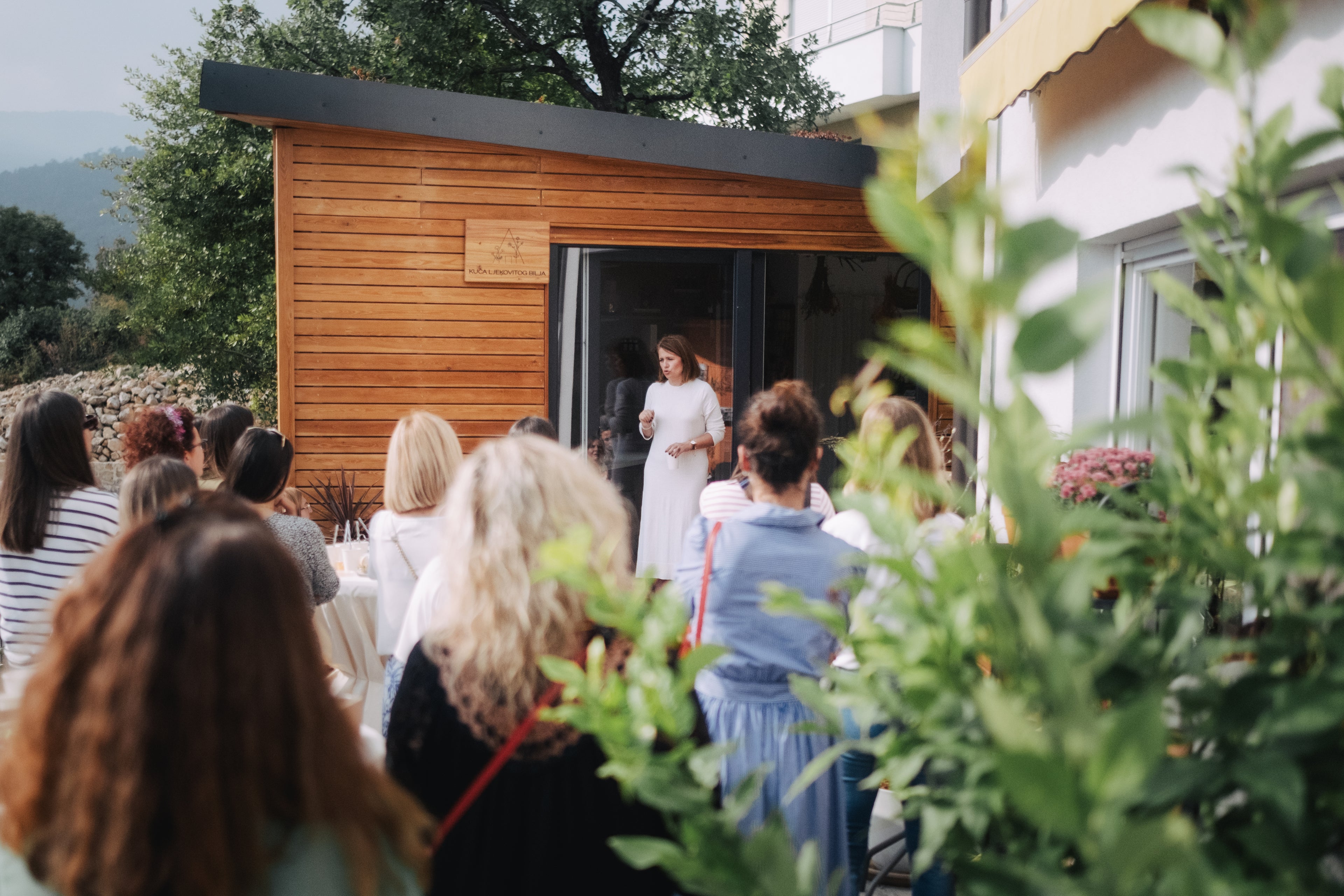 Mirela Ilenić održava predavanje u Kući ljekovitog bilja